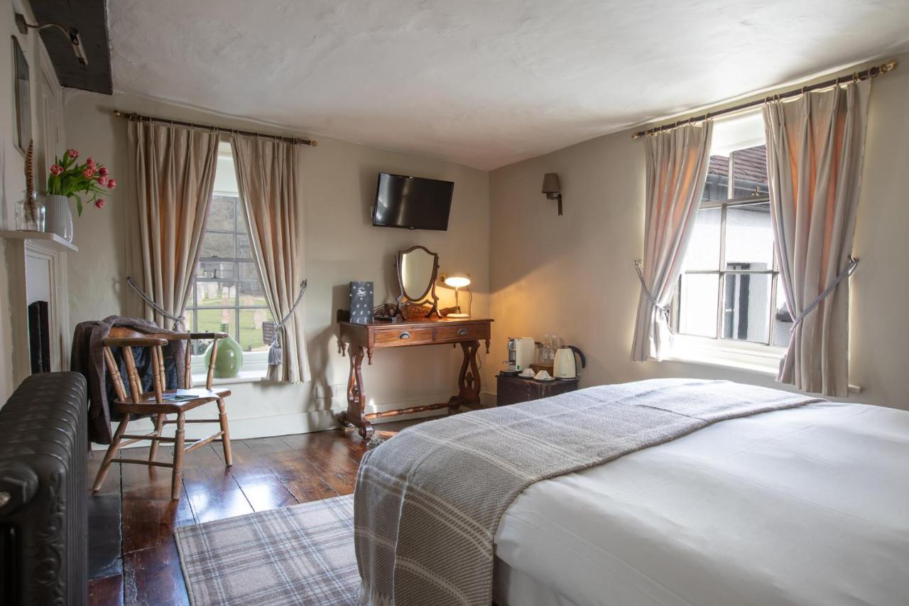 Hotel The Running Horses Mickleham Exterior foto